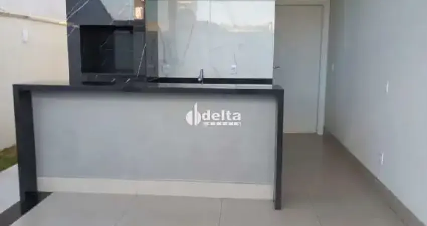 Casa no condomínio Terras Alpha disponível para venda em Uberlândia-MG