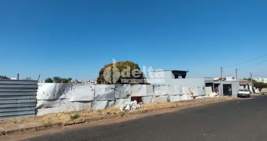 Terreno disponível para venda 520 m² no bairro Tibery em Uberlândia-MG