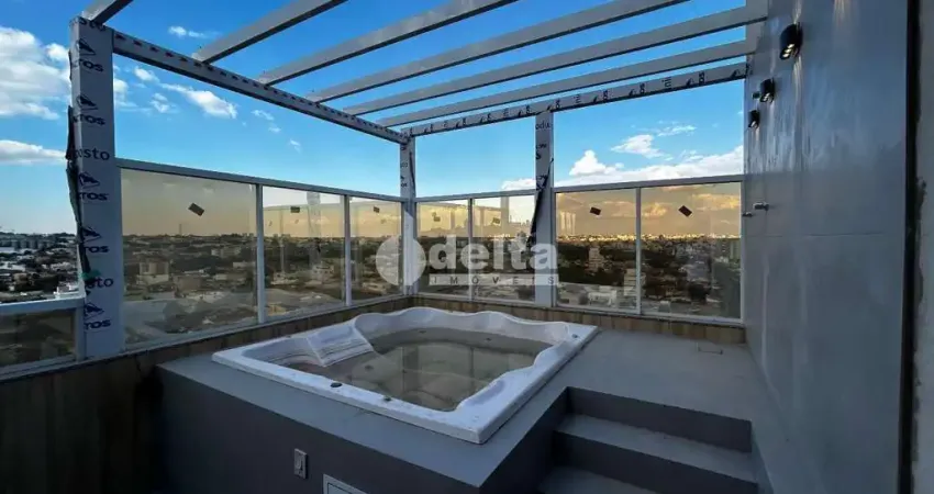 Cobertura disponível para venda no bairro Tibery em Uberlândia-MG