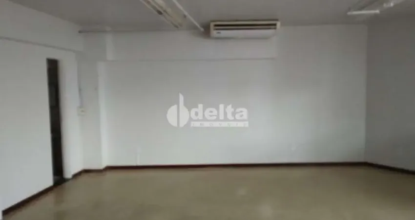 Sala disponível para venda no bairro Centro em Uberlândia-MG