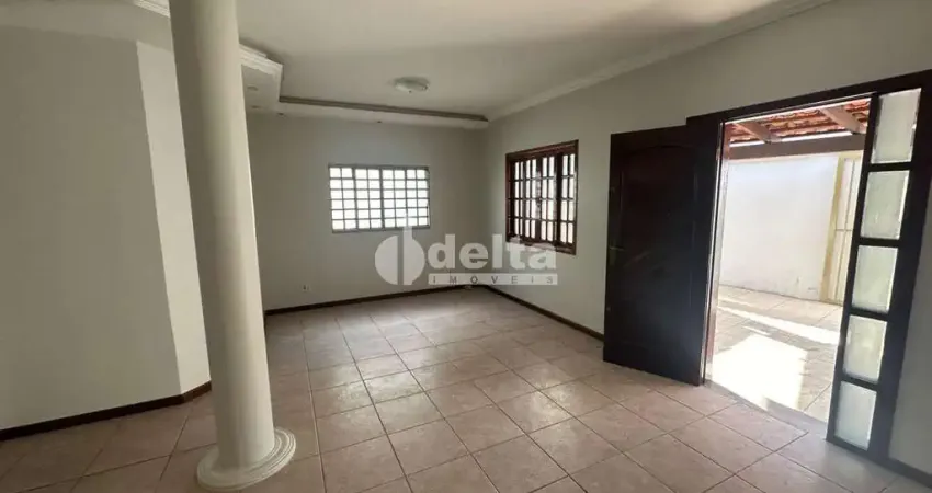 Casa residencial disponível para venda no bairro bom jesus em uberlândia - mg