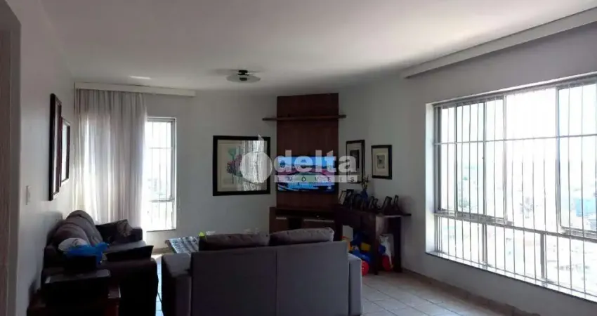 Apartamento disponível para locação e venda no bairro Centro em Uberlândia-MG