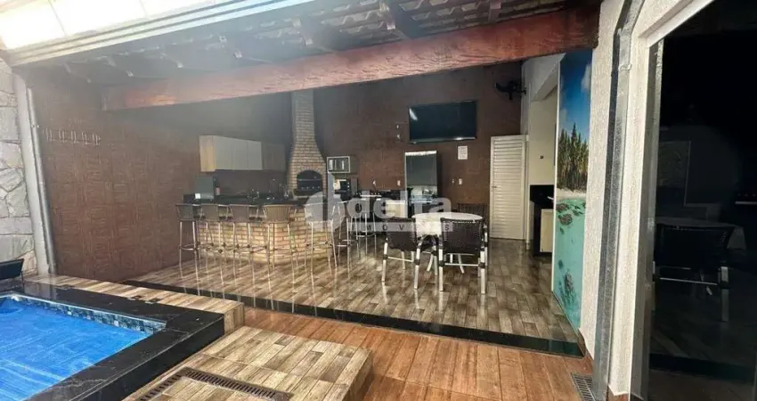 Casa residencial disponível para venda no bairro jardim inconfidência em uberlândia-mg