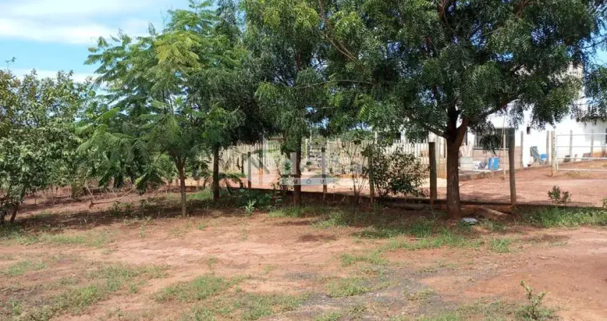 Chácara Residencial disponível para Venda no bairro Área Rural em Uberlândia-MG