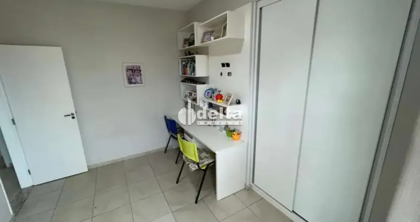 Apartamento disponível para venda no bairro Jardim das Palmeiras em Uberlândia-MG