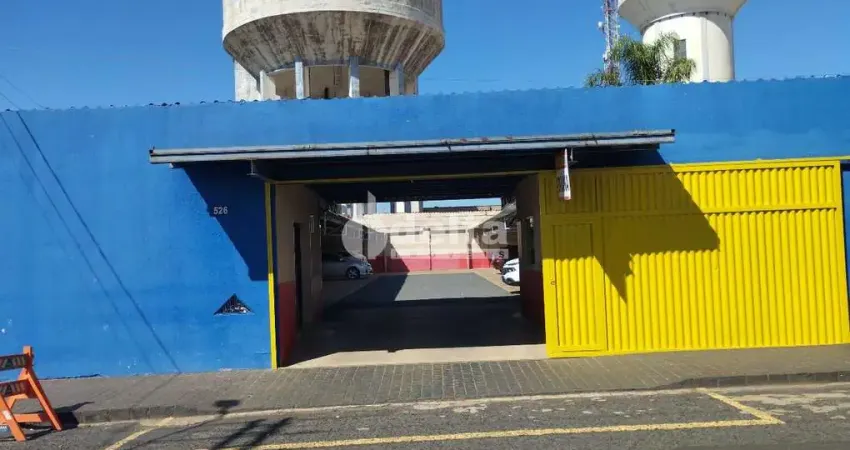 Terreno disponível para venda 560 m² no bairro Centro em Uberlândia-MG