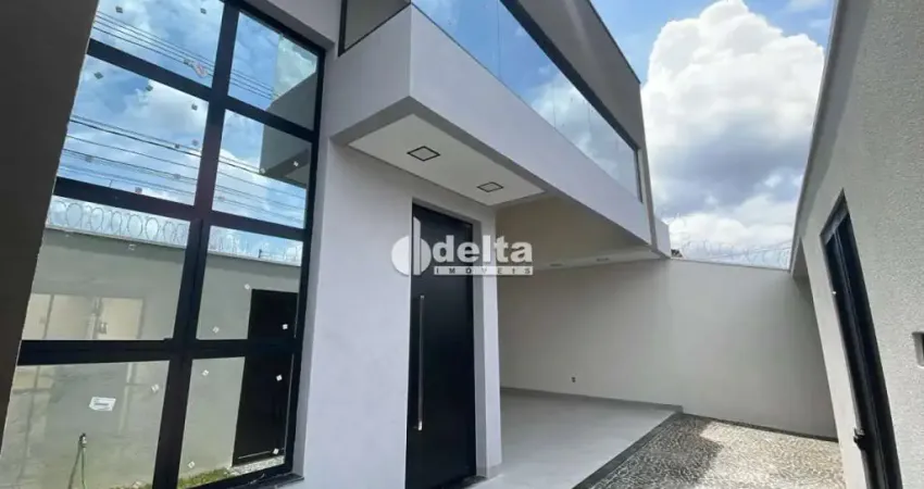 Casa residencial disponível para venda no bairro Alto Umuarama em Uberlândia-MG