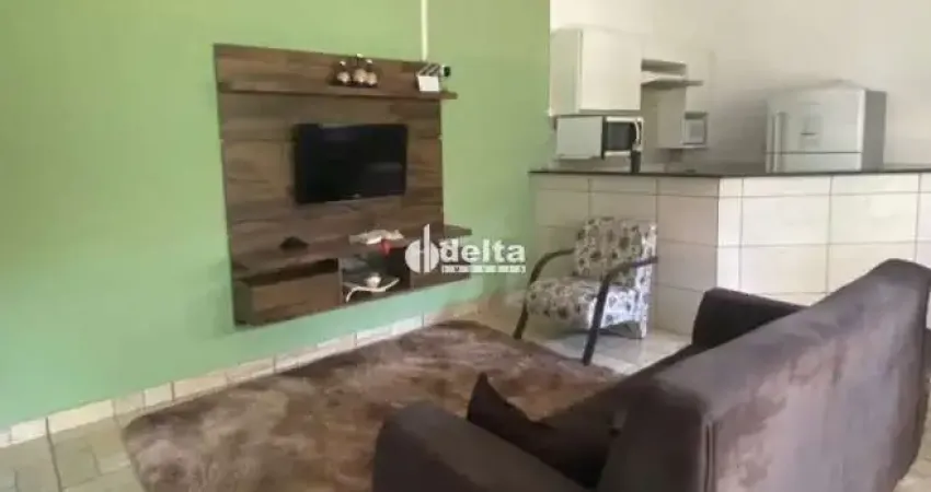 Casa residencial com 2 quartos disponível no bairro canaã em uberlândia - mg.
