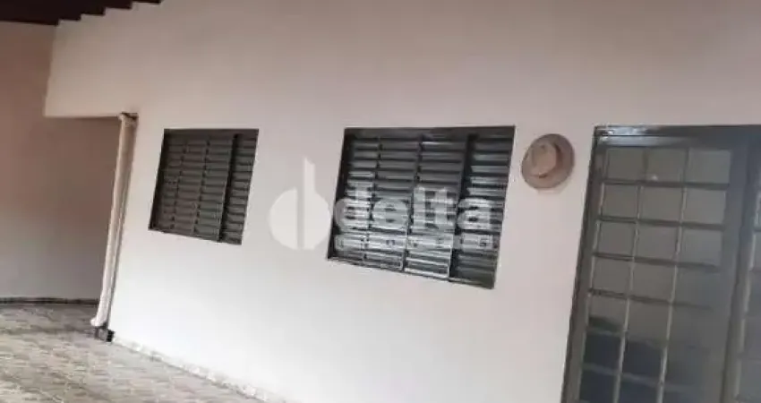 Casa residencial disponível para venda no bairro Morumbi em Uberlândia-MG