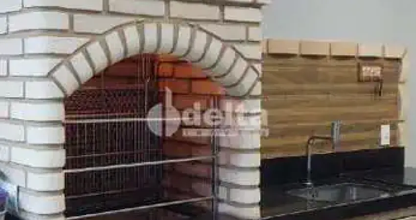 Casa residencial disponível para venda no bairro alto umuarama em uberlândia-mg