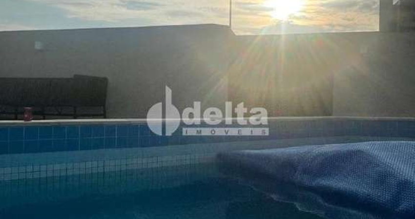 Cobertura disponível para venda no bairro Fundinho em Uberlândia-MG