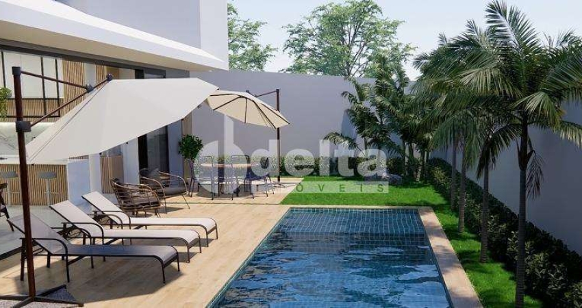 Casa no condomínio Alphaville 2 disponível para venda em Uberlândia-MG