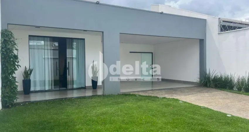 Casa com 3 quartos à venda no Jardim das Palmeiras, Uberlândia 