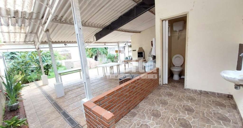 Casa residencial disponível para venda no bairro Umuarama em Uberlândia-MG