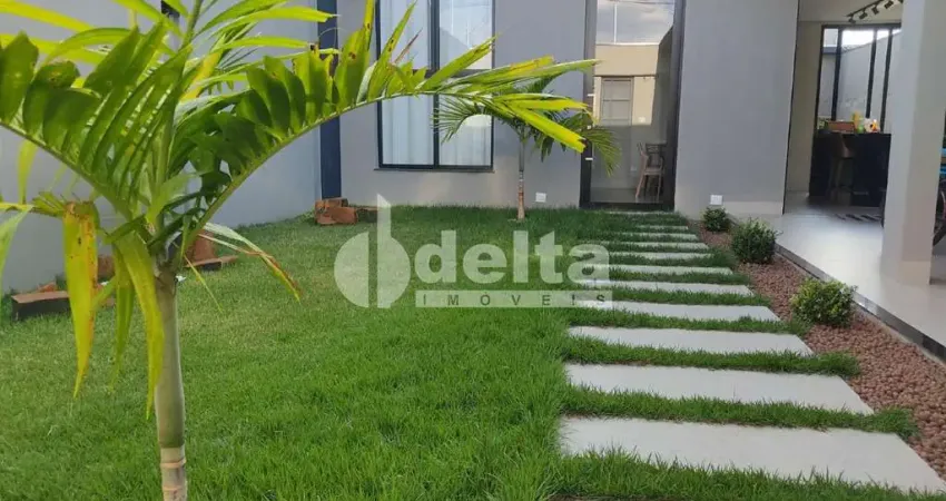 Casa com 3 quartos à venda no Jardim Europa, Uberlândia