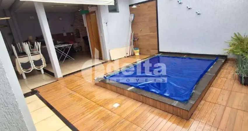 Casa residencial disponível para venda no bairro alto umuarama em uberlândia-mg