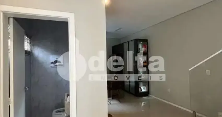 Casa residencial disponível para locação e venda no bairro loteamento portal do vale ii em uberlândia - mg.
