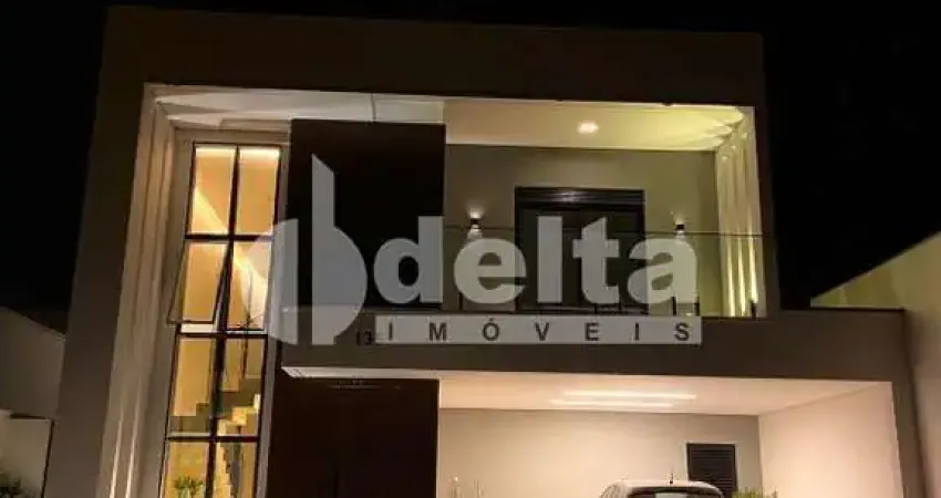 Casa no condomínio Reserva dos Ipês disponível para venda em Uberlândia-MG