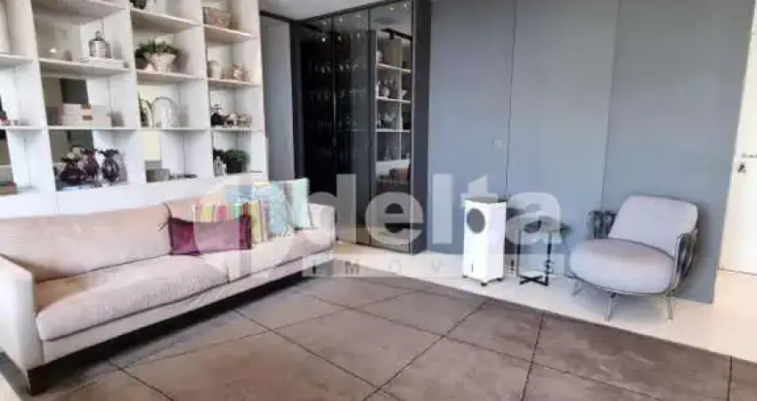 Apartamento disponível para venda no bairro Santa Mônica em Uberlândia-MG