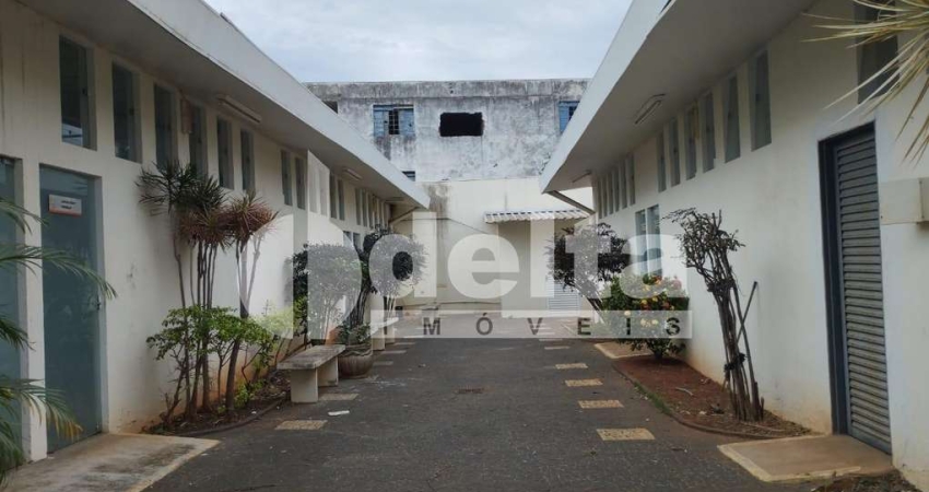 Prédio disponível para venda no bairro Fundinho em Uberlândia-MG