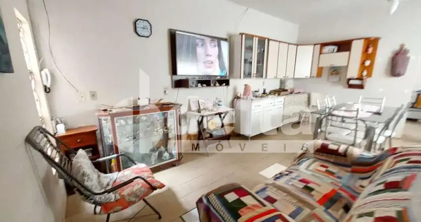 Casa residencial disponível para venda no bairro Luizote de freitas em Uberlândia MG