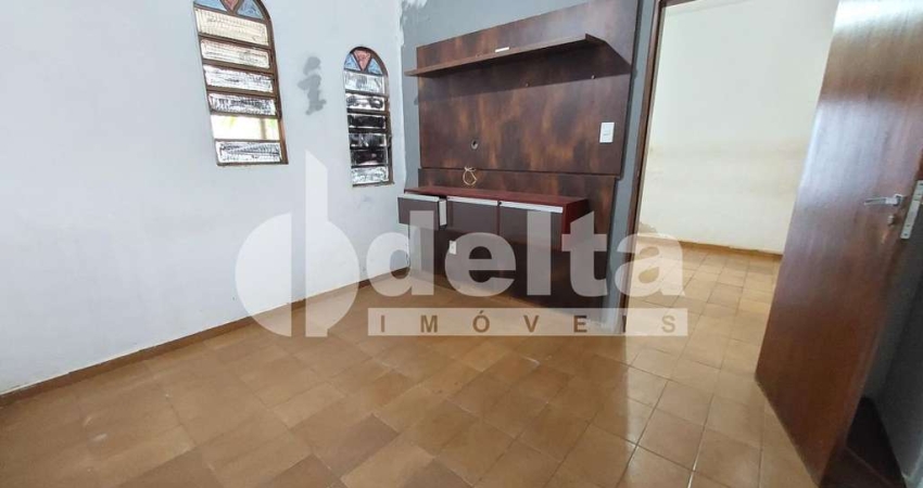 Casa residencial disponível para venda no bairro Tocantins em Uberlândia-MG