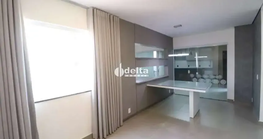 Casa em condomínio com 3 quartos sendo 1 suíte disponível para locação em uberlândia - mg.