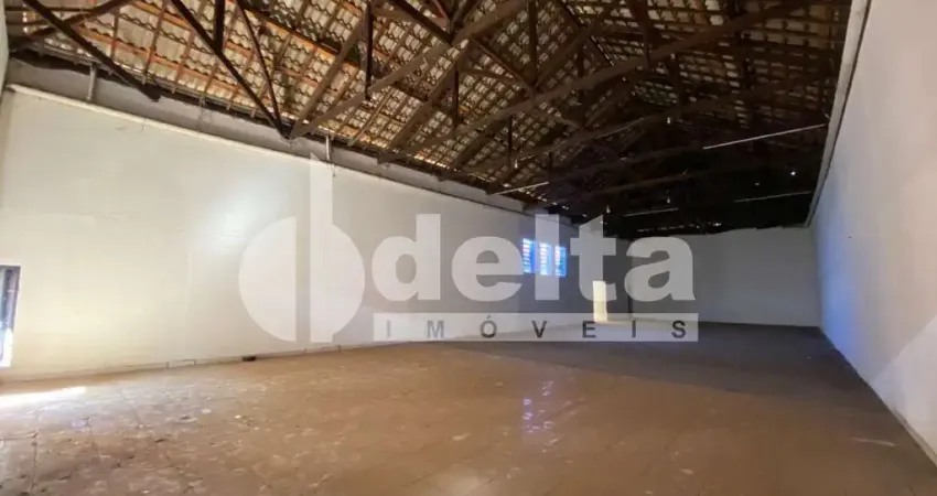 Galpão disponível para venda no bairro fundinho em uberlândia-mg