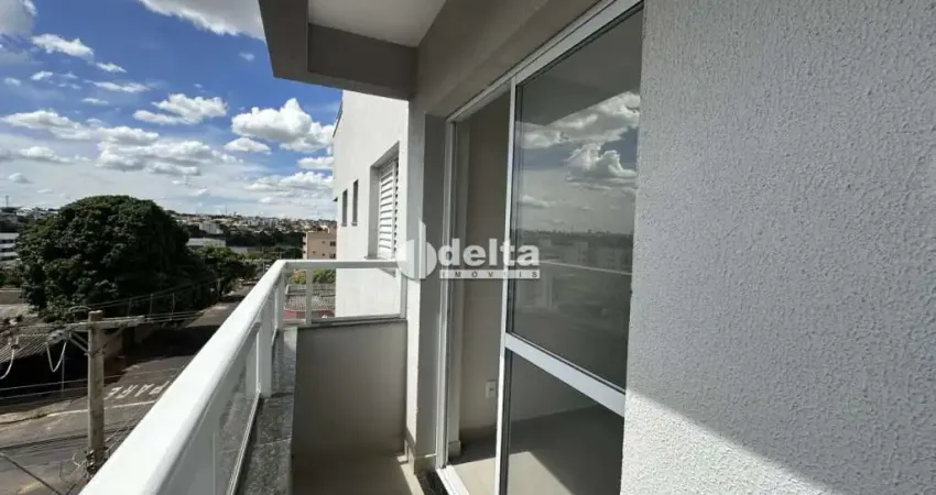 Cobertura disponível para venda no bairro Segismundo Pereira em Uberlândia-MG