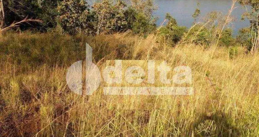 Chácara Residencial disponível para Venda no bairro Área Rural em Uberlândia-MG