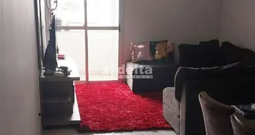 Apartamento disponível para venda no bairro Presidente Roosevelt em Uberlândia-MG.