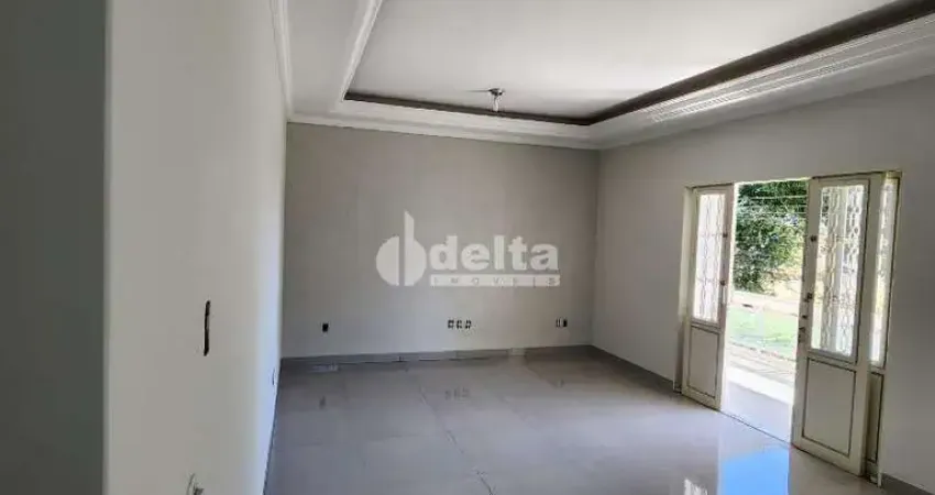 Casa residencial disponível para venda no bairro Jaraguá em Uberlândia MG