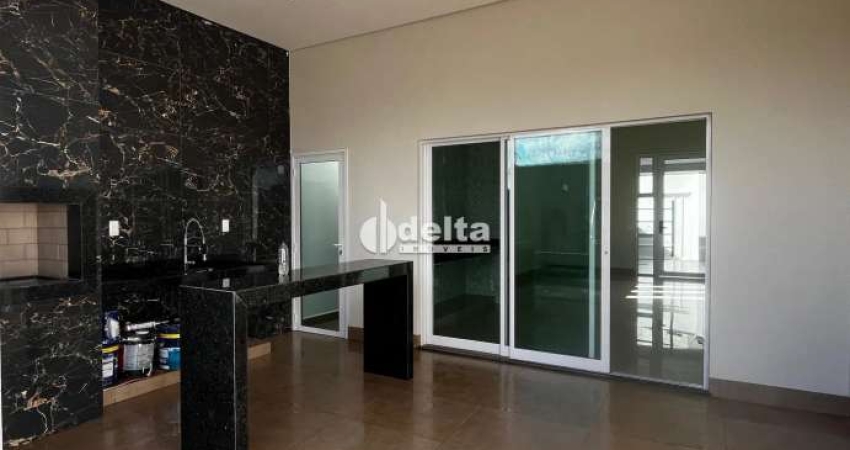Casa residencial disponível para venda no bairro Grand Ville em Uberlândia - MG.