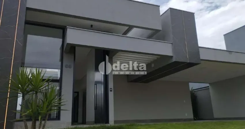 Casa no condomínio Village Paradiso 2 disponível para venda em Uberlândia-MG