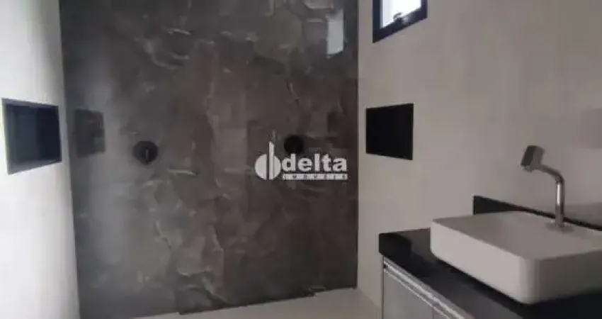 Casa residencial disponível para venda no bairro Quinta Alto Umuarama em Uberlândia - MG.