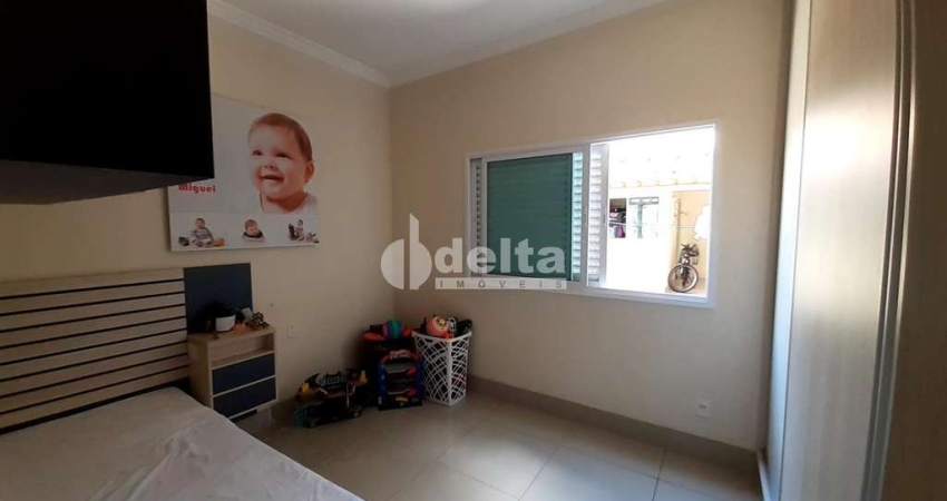 Casa residencial disponível para venda no bairro Pampulha em Uberlândia-MG