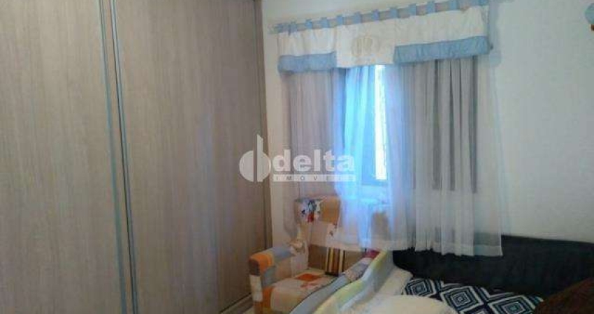 Casa residencial disponível para locação e venda no bairro Pampulha em Uberlândia-MG