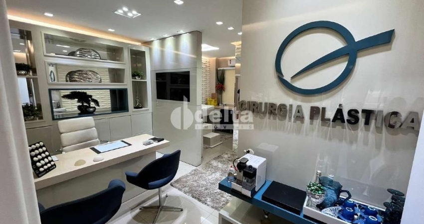 Sala disponível para venda no bairro Santa Mônica em Uberlândia-MG