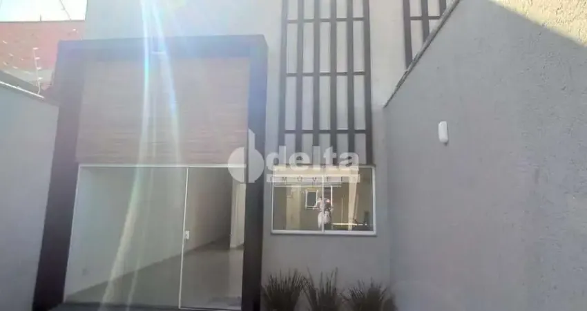 Casa residencial disponível para venda no bairro Laranjeiras em Uberlândia-MG