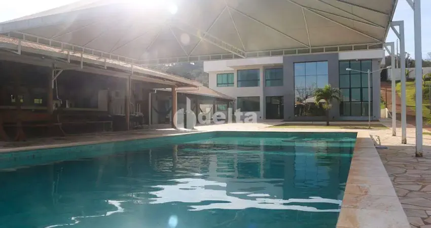 Chácara Residencial disponível para Venda no bairro Área Rural em Uberlândia-MG