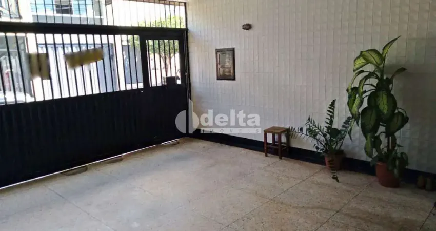 Casa residencial disponível para venda no bairro martins em uberlândia-mg