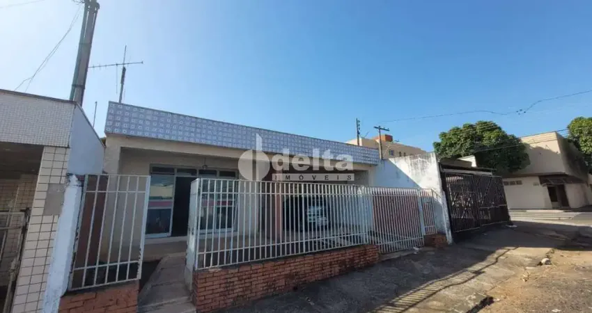 Casa disponível para venda no bairro osvaldo resende em uberlândia-mg