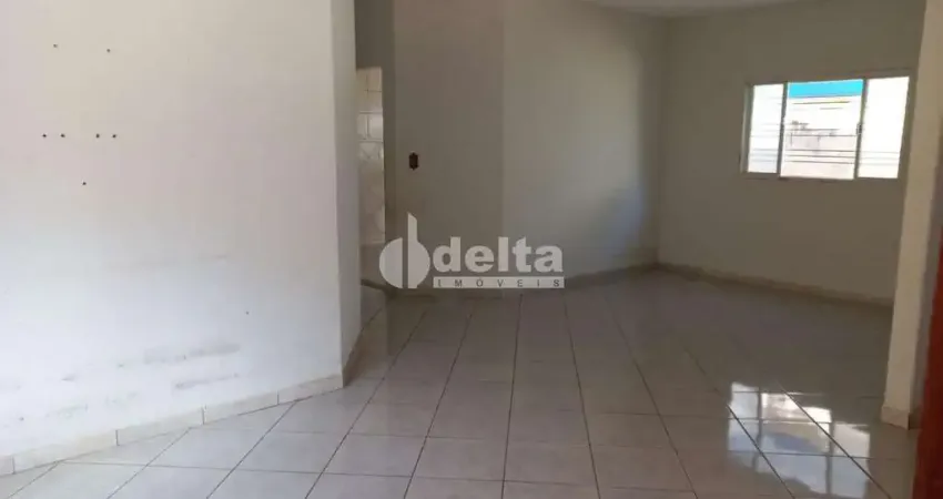 Casa residencial disponível para venda no bairro Custódio Pereira em Uberlândia-MG