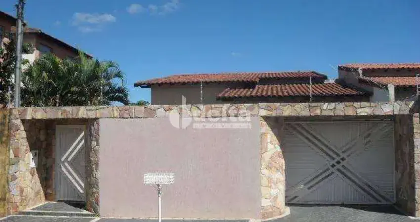 Casa residencial disponível para venda no bairro custódio pereira em uberlândia-mg