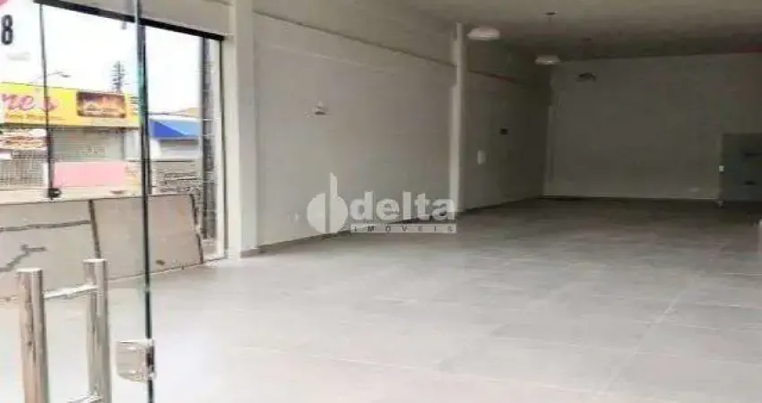 Loja disponível para venda no bairro Nossa Senhora Aparecida em Uberlândia-MG.