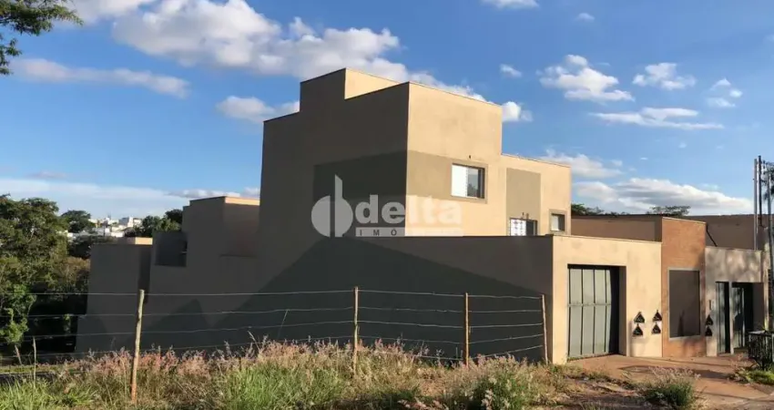 Apartamento disponível para venda no bairro Cidade Jardim em Uberlândia-MG