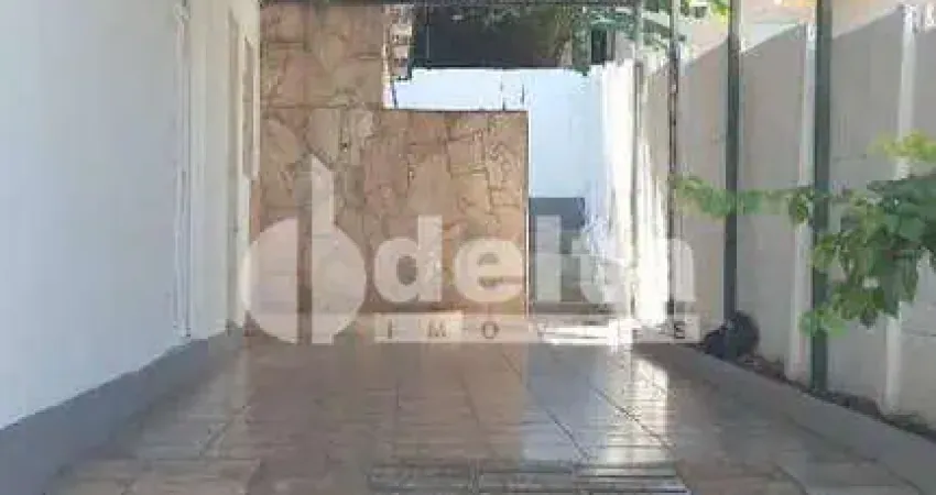 Casa residencial disponível para venda no bairro daniel fonseca em uberlândia-mg
