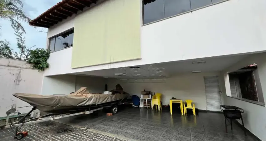 Casa residencial disponível para venda no bairro Vigilato Pereira em Uberlândia-MG