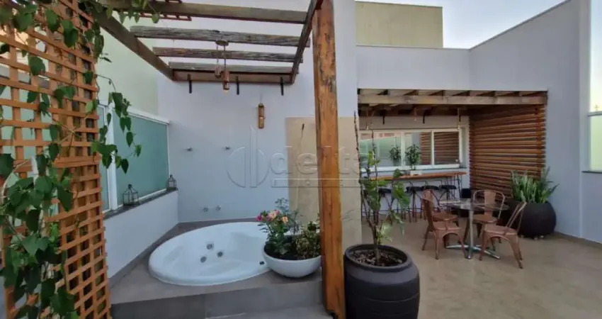 Cobertura disponível para venda no bairro Santa Mônica em Uberlândia-MG