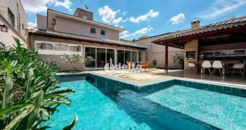 Casa no condomínio Paradiso Ecológico disponível para venda em Uberlândia-MG